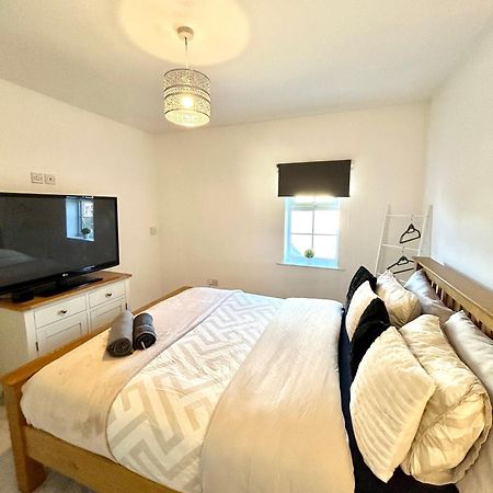Luxury Countryside Stay - Waters Upton, Telford Eksteriør bilde