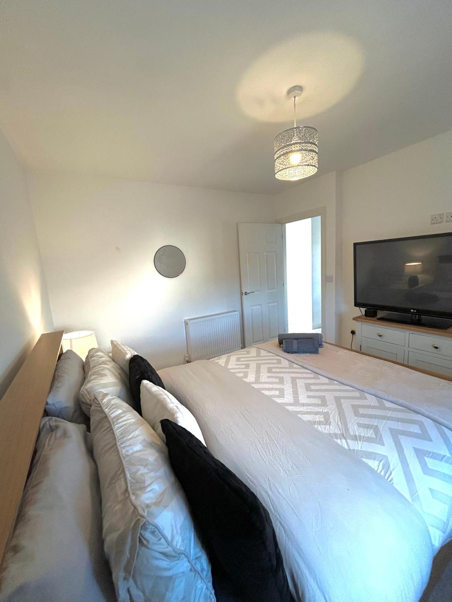 Luxury Countryside Stay - Waters Upton, Telford Eksteriør bilde